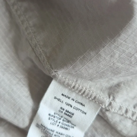 Men's Theory Dress Shirt. Size M. 100% Cotton.Ripstop Shirting. Light Gray/Beige - Picture 5 of 6